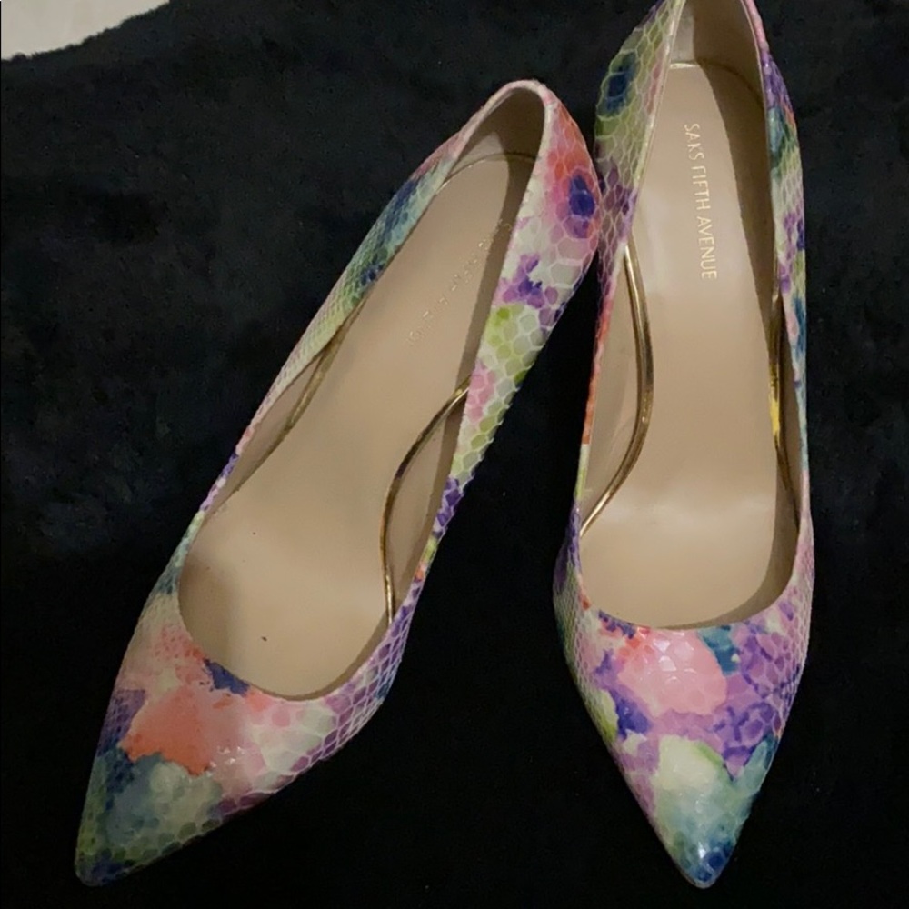 Pumps - Picture 2 of 3